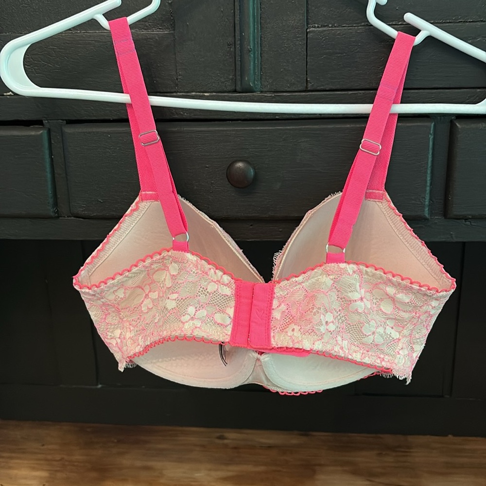 Victoria’s Secret Lace Bra (34DDD/34F) - Picture 3 of 7